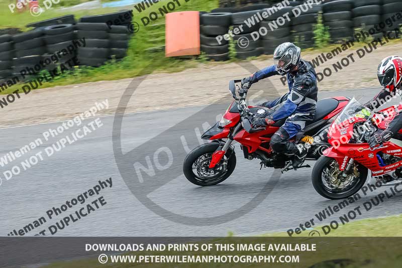 enduro digital images;event digital images;eventdigitalimages;lydden hill;lydden no limits trackday;lydden photographs;lydden trackday photographs;no limits trackdays;peter wileman photography;racing digital images;trackday digital images;trackday photos